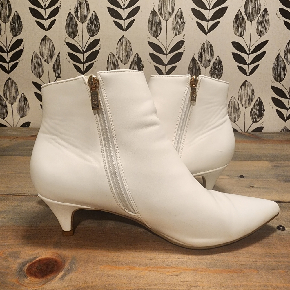 White Kitten Heel Boots, White Ankle Boots size 10